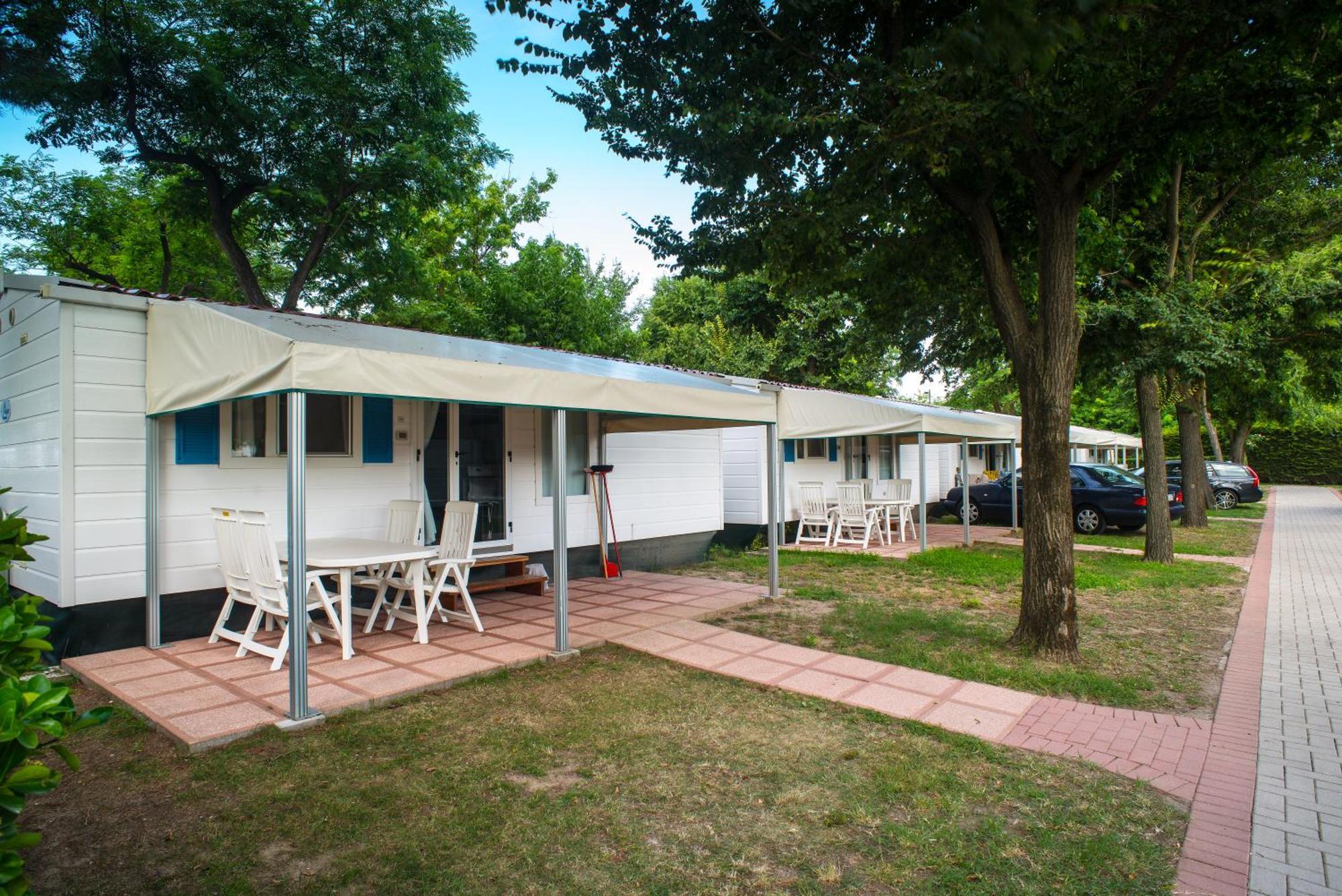 Villa Al Mare Camping - 4 Stelle カヴァッリーノ・トレポルティ エクステリア 写真