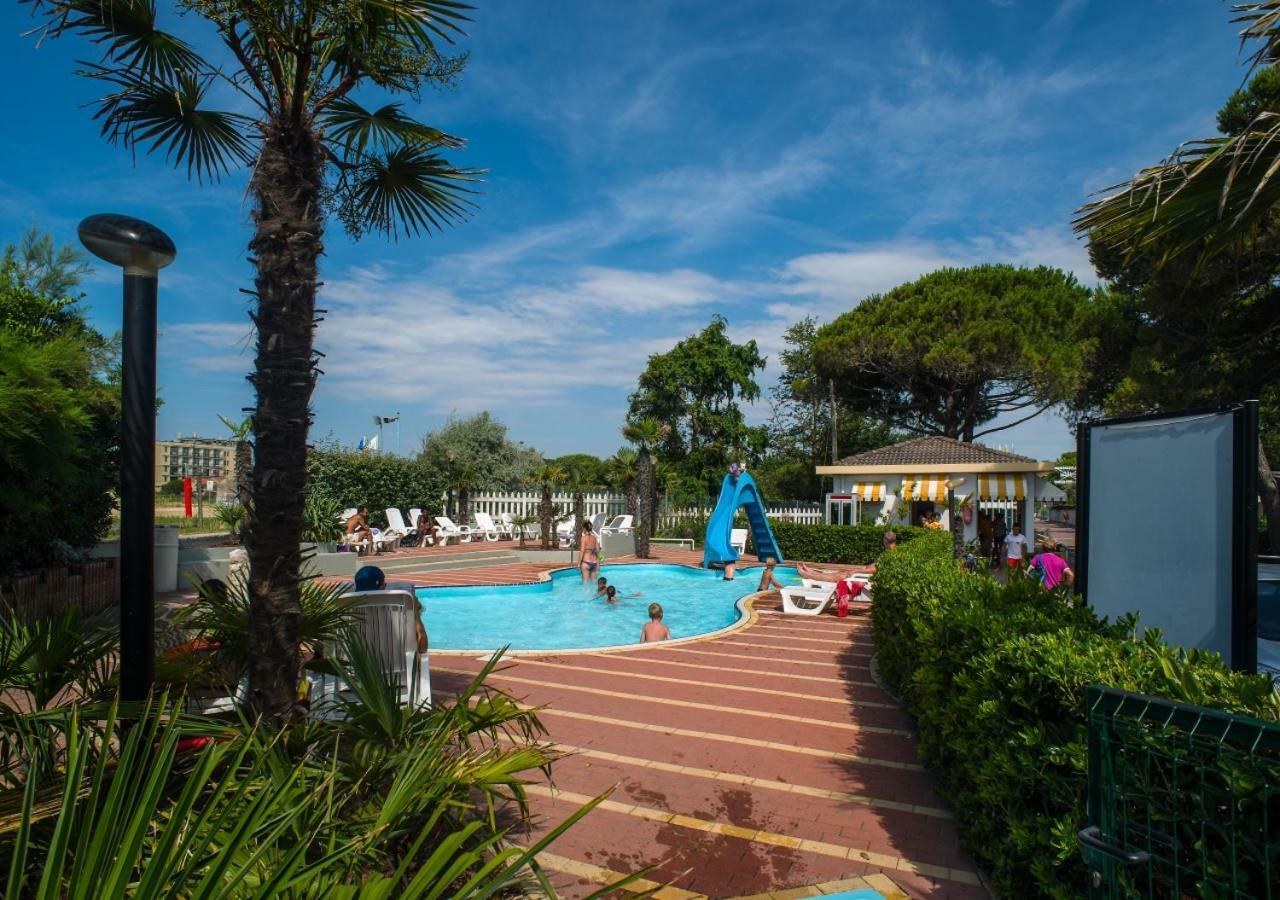 Villa Al Mare Camping - 4 Stelle カヴァッリーノ・トレポルティ エクステリア 写真